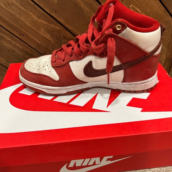 Nike Dunk High LXX Cinnabar Red White - Picture 8 of 12
